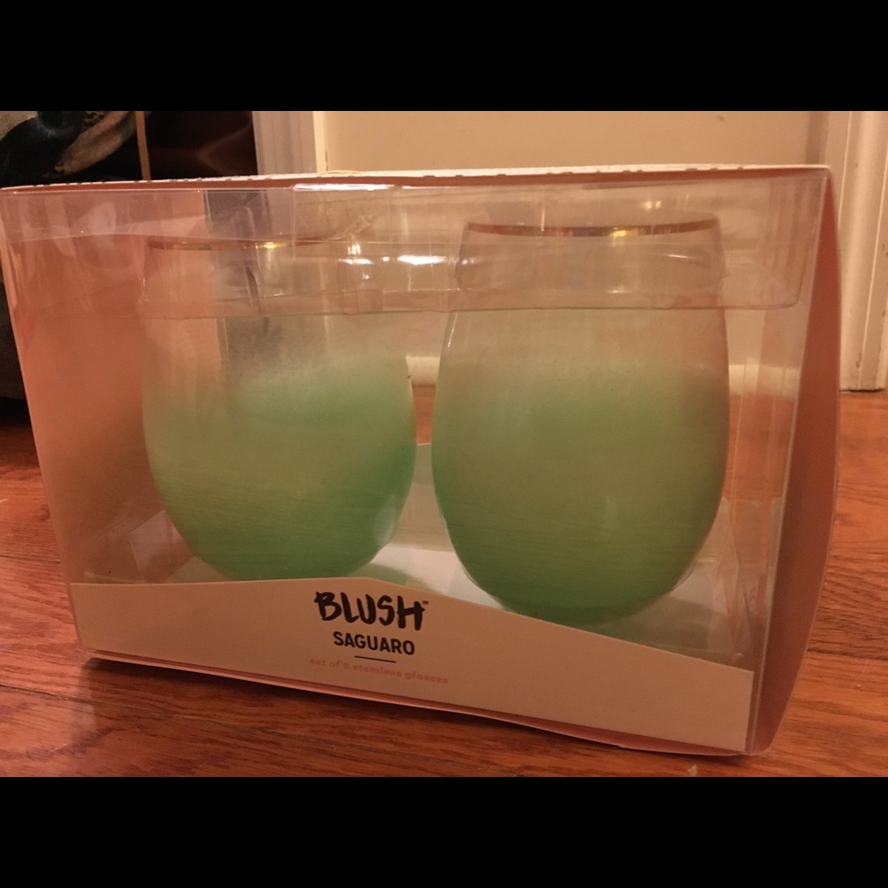 stemless wine glasses
